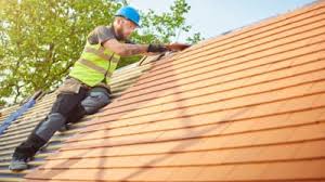 Best Roof Insulation Installation  in North Lynnwood, WA